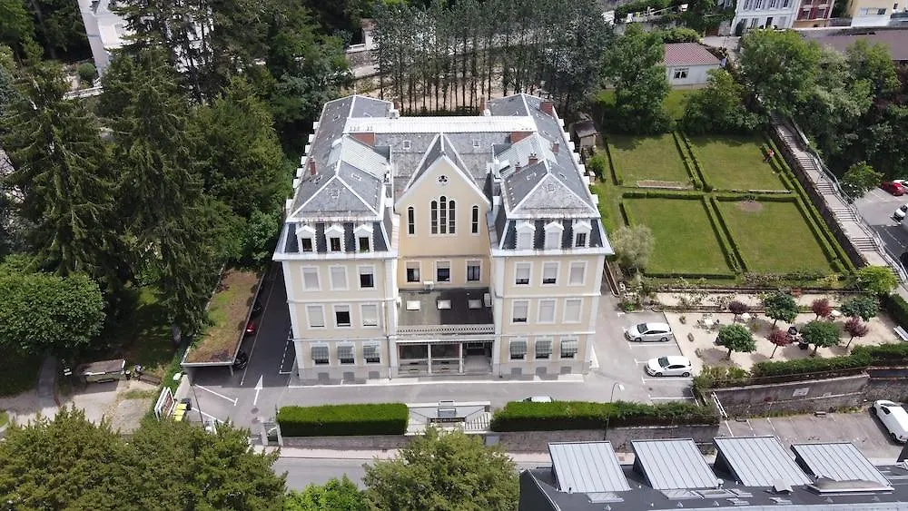 ***  Hotel Des Eaux Aix-les-Bains France