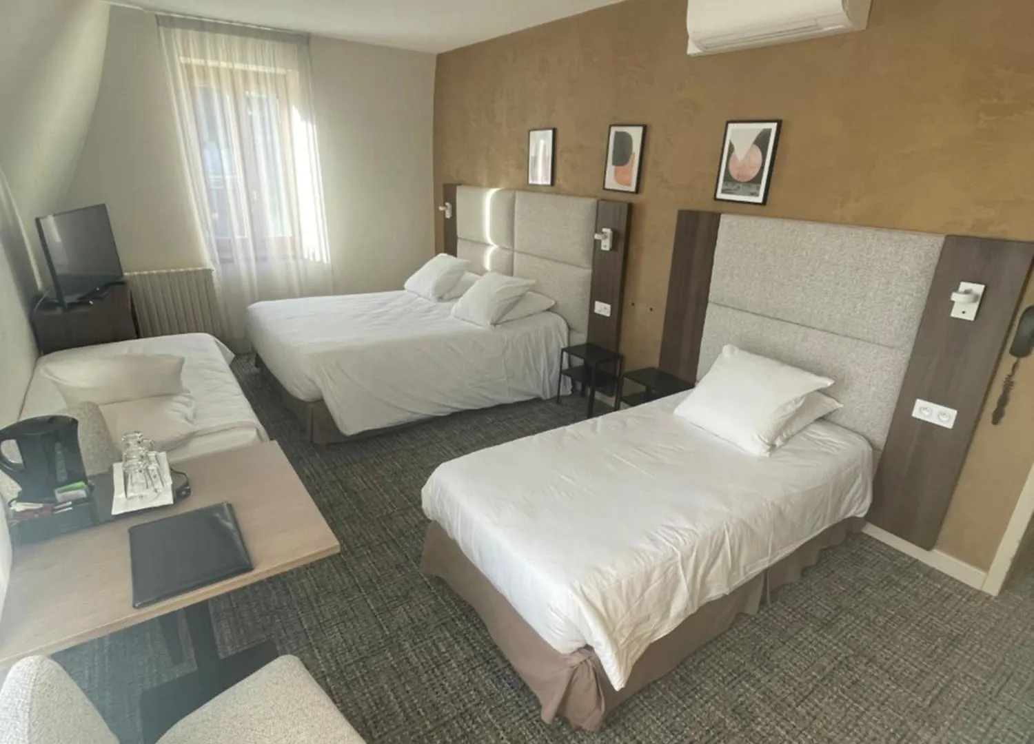 ***  Hotel Des Eaux Aix-les-Bains France