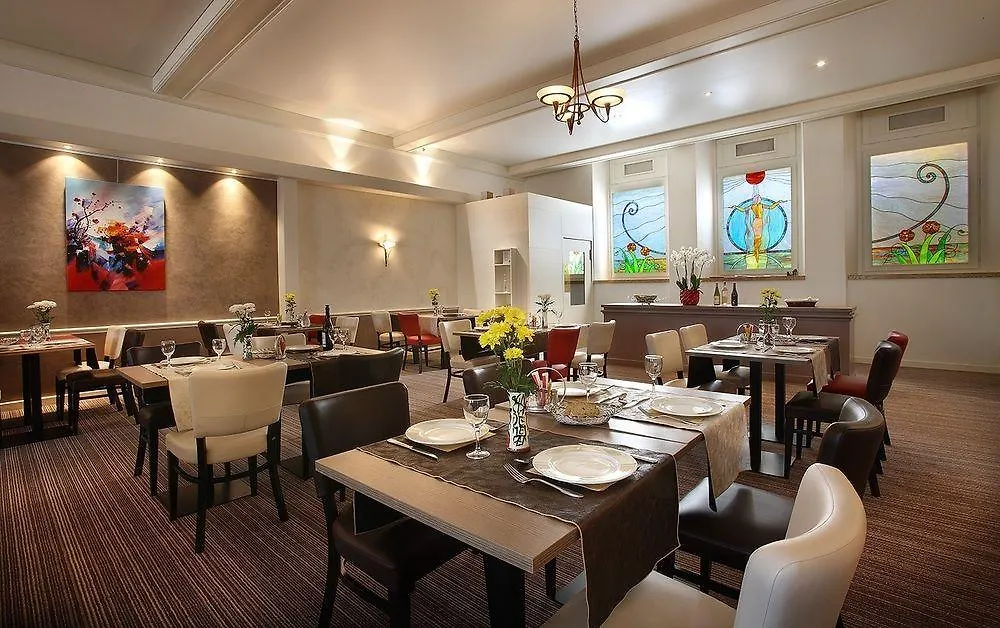 Hotel Des Eaux Aix-les-Bains