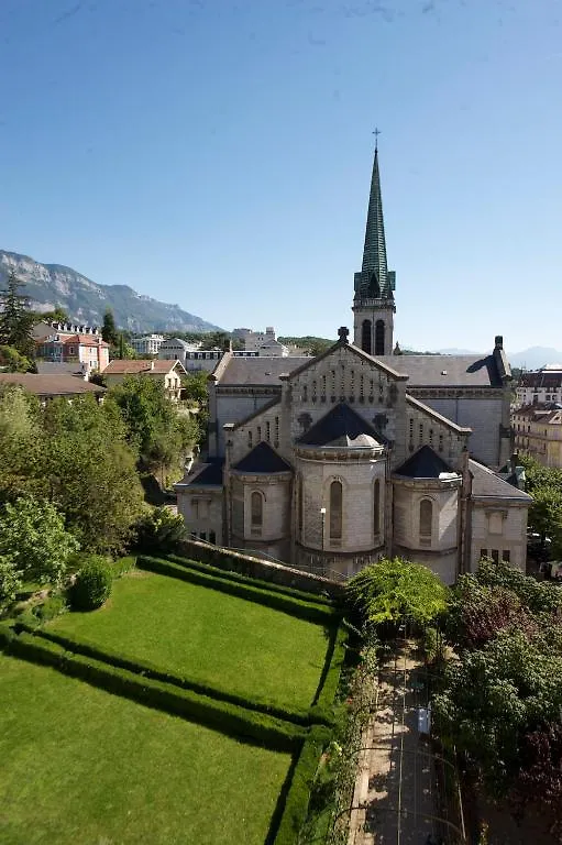Hotel Des Eaux Aix-les-Bains
