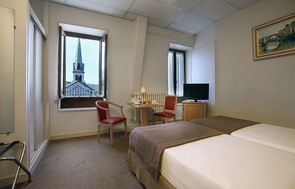 Hotel Des Eaux Aix-les-Bains