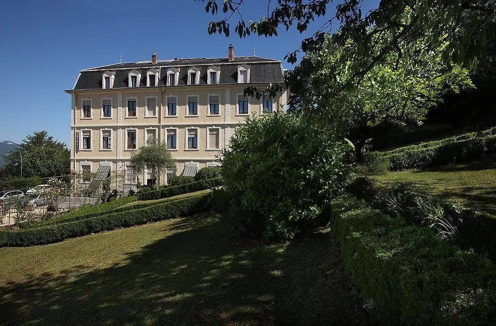 Hotel Des Eaux Aix-les-Bains 3*,