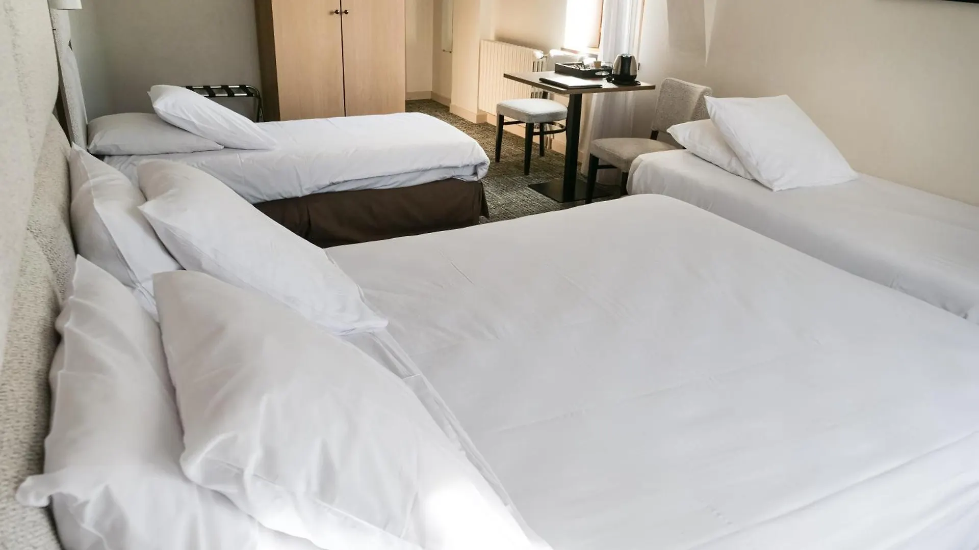 Hotel Des Eaux Aix-les-Bains
